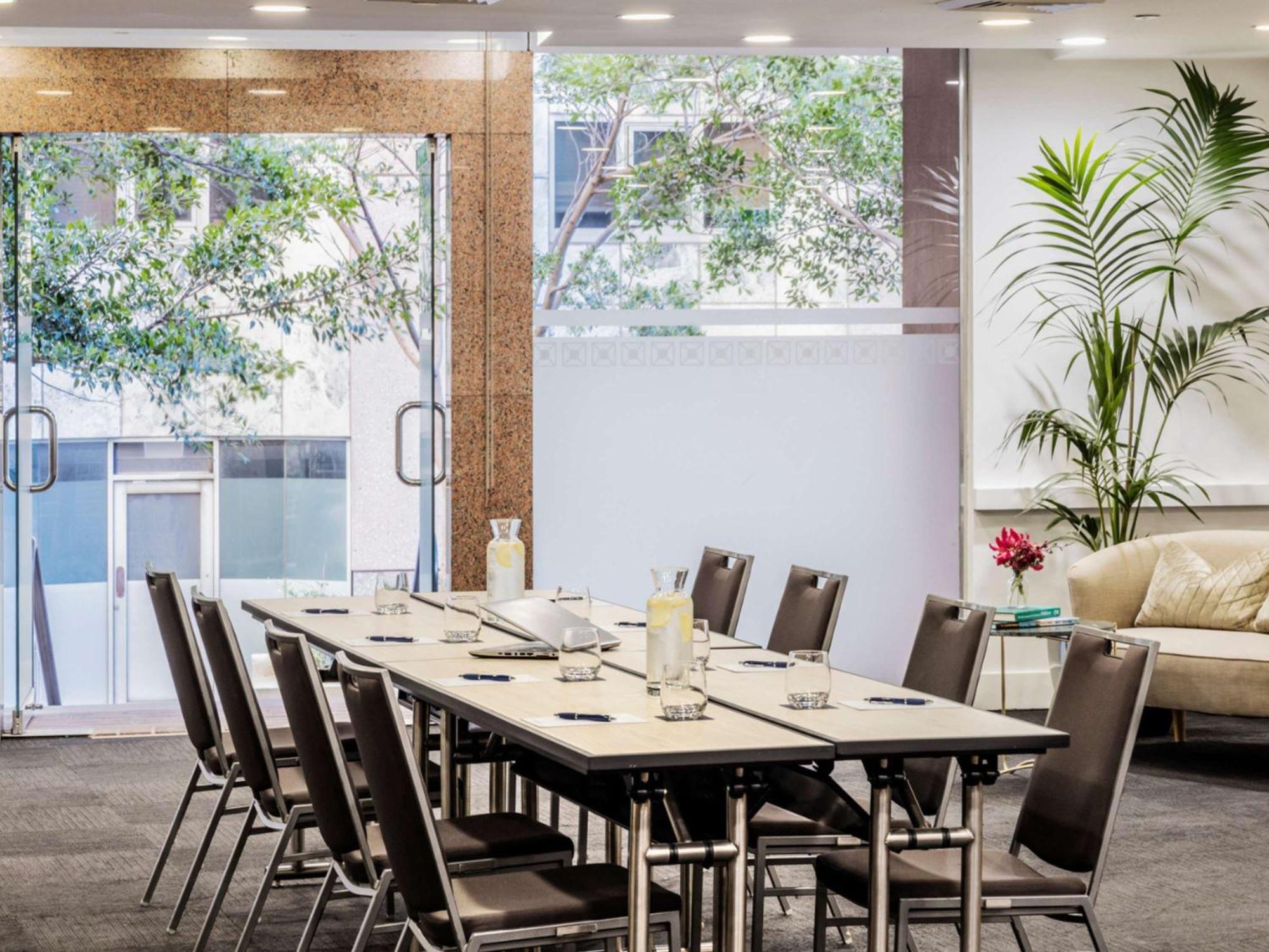 فندق أجنحة ذا سيبيل كواي ويست سيدني المظهر الخارجي الصورة Meeting room